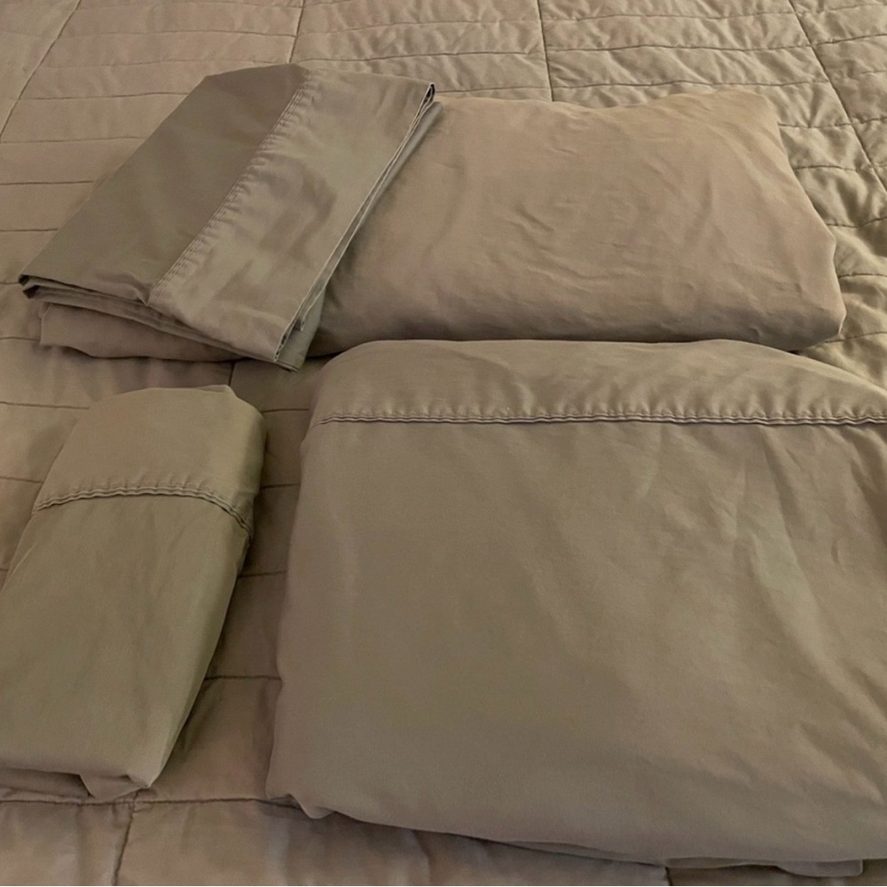 NWOT - Sleep Number SmartFit® King 4-Piece Sheet Set – Gray